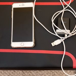 I phone 6 with seahorse case with charger